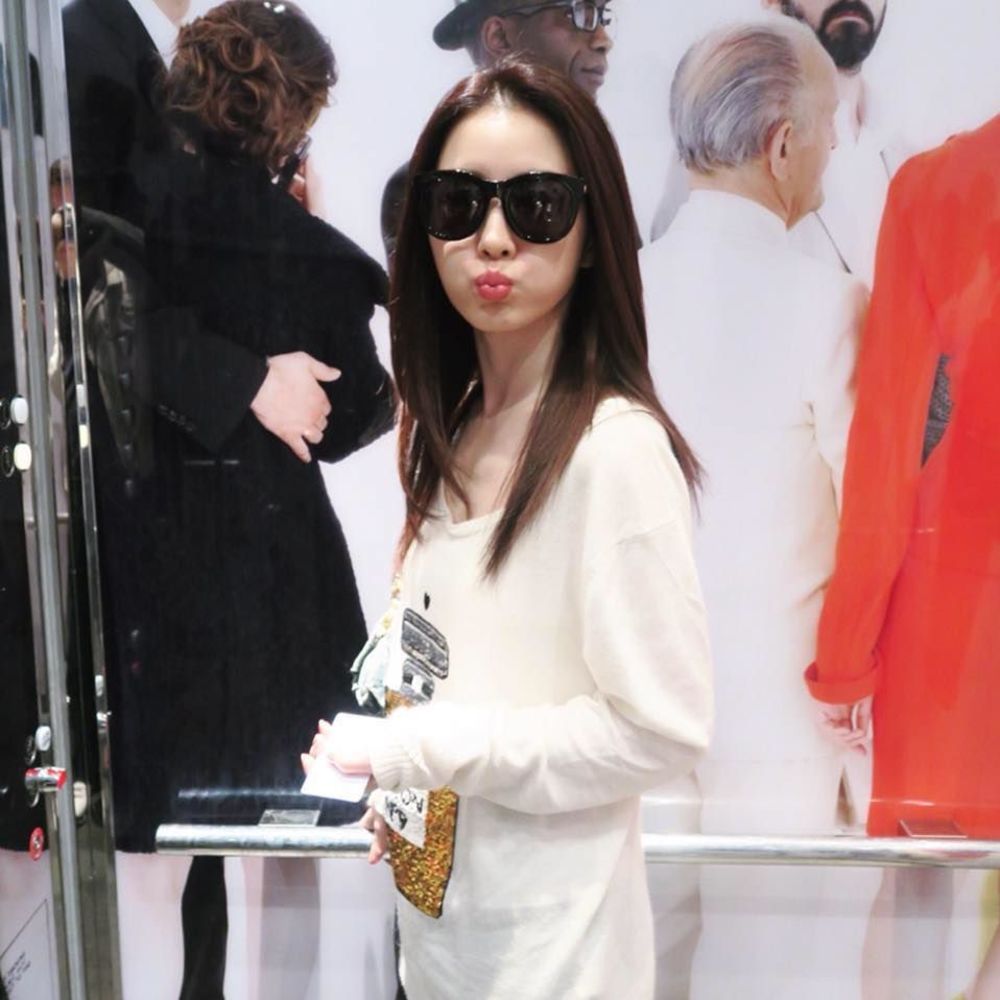 Meet your Posher, Ava